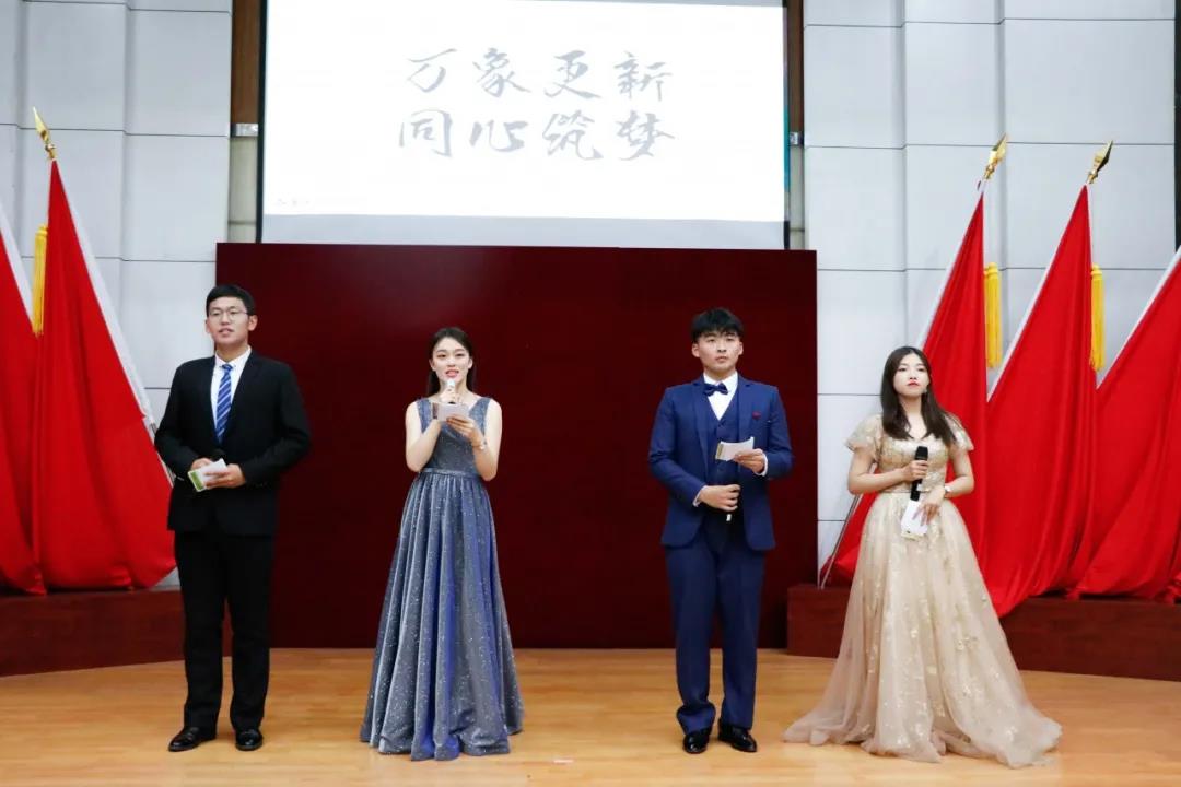 8eb47e67b8214163b494b3fede2d5850.jpg 8eb47e67b8214163b494b3fede2d5850.jpg